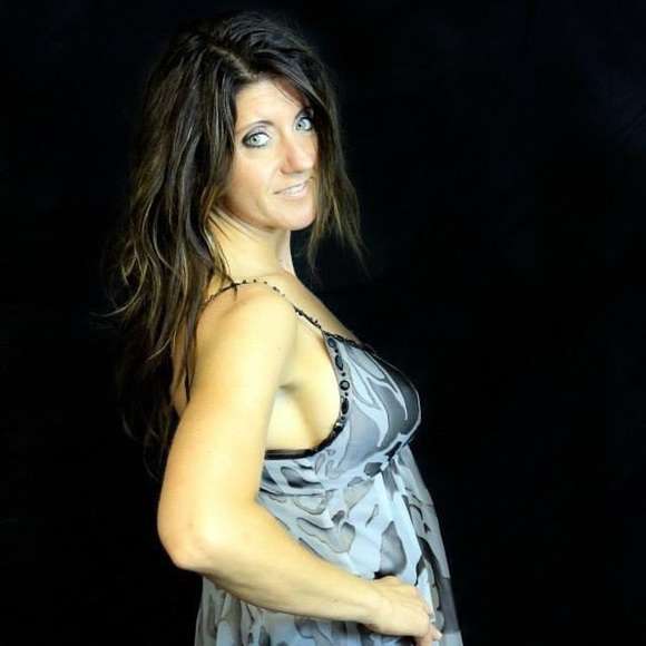 Meet your Posher, Julie - Picture 4 of 11